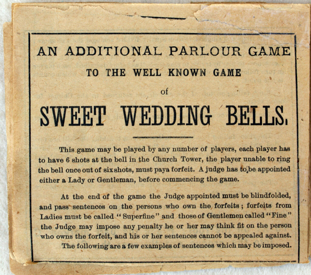Tucker Tw ID • GLB-04c1 — AGPI ID • G-30804c1 — publisher • Globe Series of Games (made in B — title • Sweet Wedding Bells — notes • Patent: Great Britain 5482. Logo on cover: Globe Series of Games