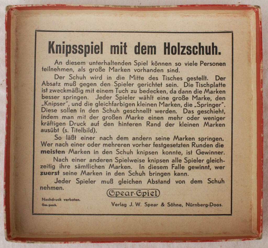 Tucker Tw ID • SPE-67c1 — AGPI ID • G-38310c1 — publisher • J. W. S. & S. (Bavaria) — title • SPEARS KNIPSSPIEL mit dem HOLZSCHUH — notes • Rules in English only.